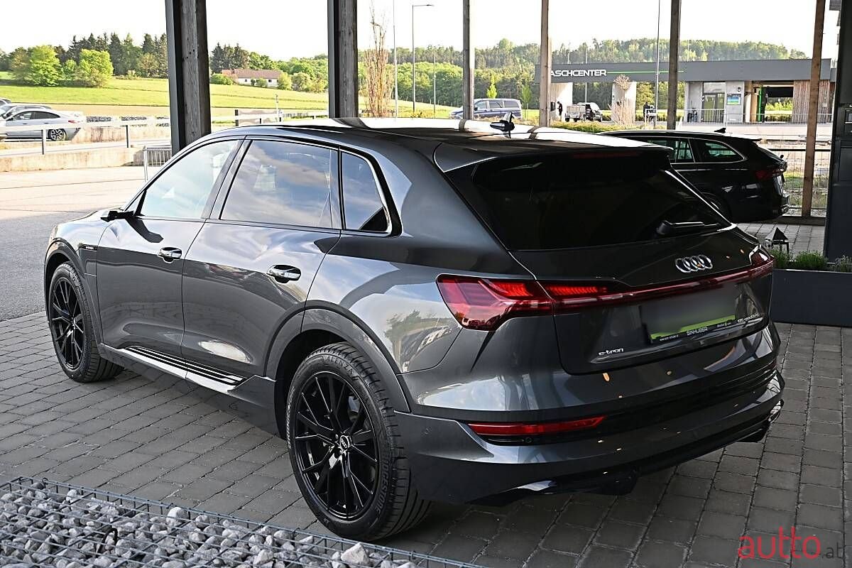 2023' Audi e-tron photo #3