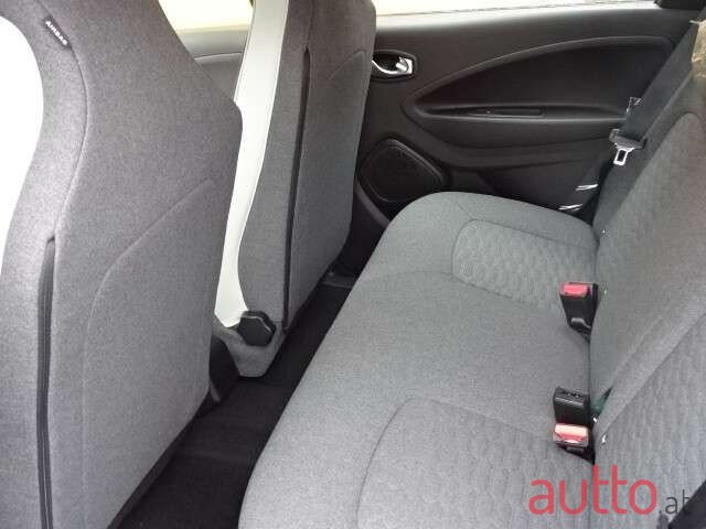 2021' Renault Zoe photo #6
