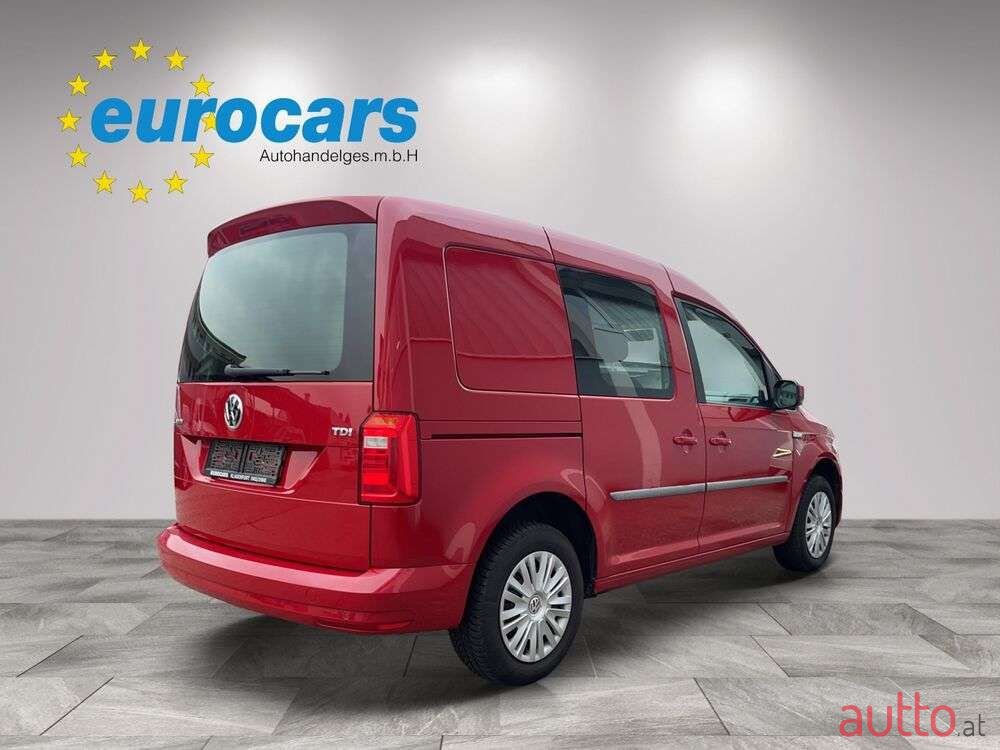 2016' Volkswagen Caddy photo #4