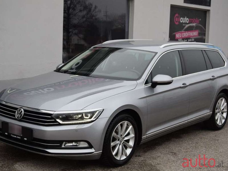 2019' Volkswagen Passat photo #2