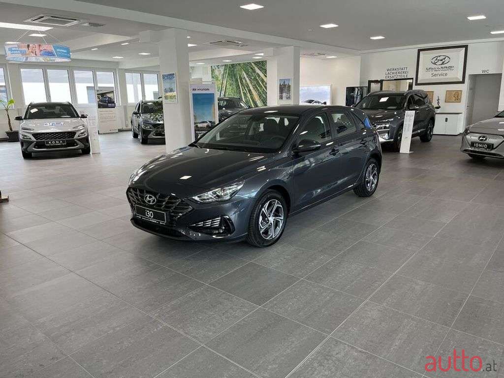 2022' Hyundai i30 photo #1