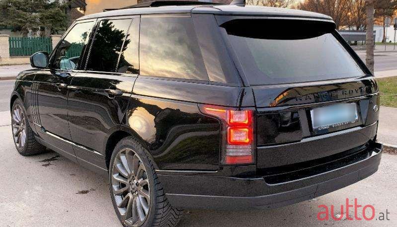 2017' Land Rover Range Rover photo #3