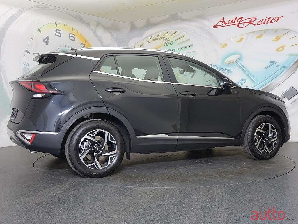 2022' Kia Sportage photo #2