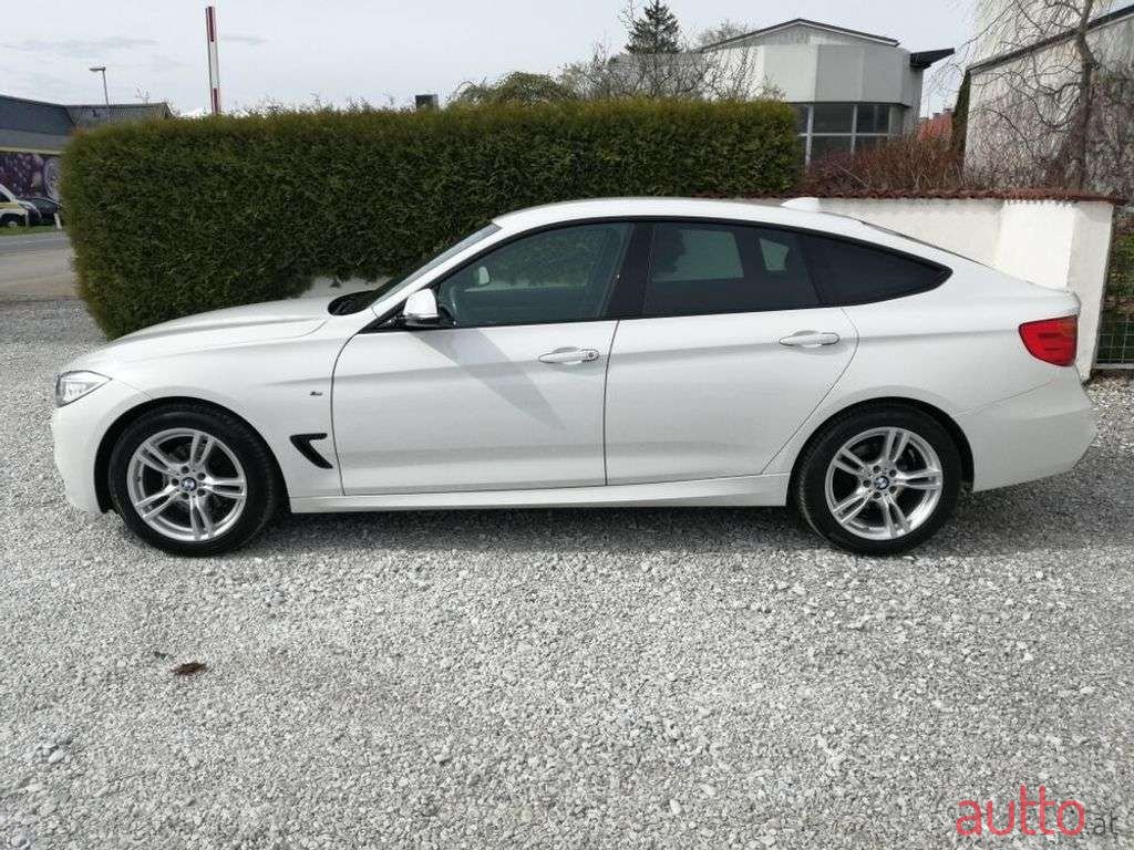 2015' BMW 3Er-Reihe photo #2