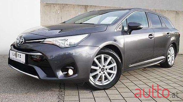 2016' Toyota Avensis photo #1