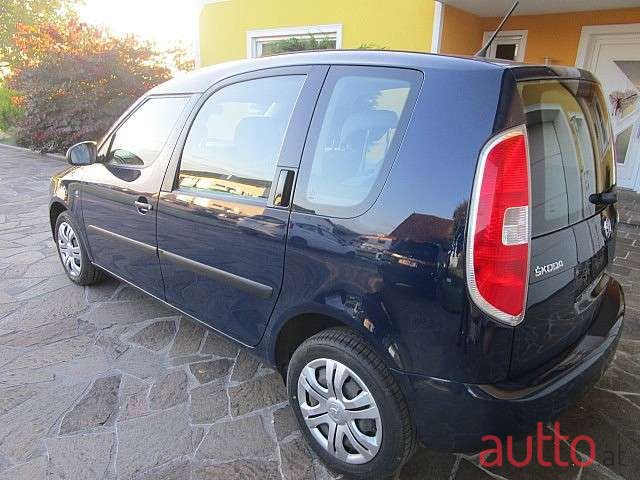 2013' Skoda Roomster photo #5