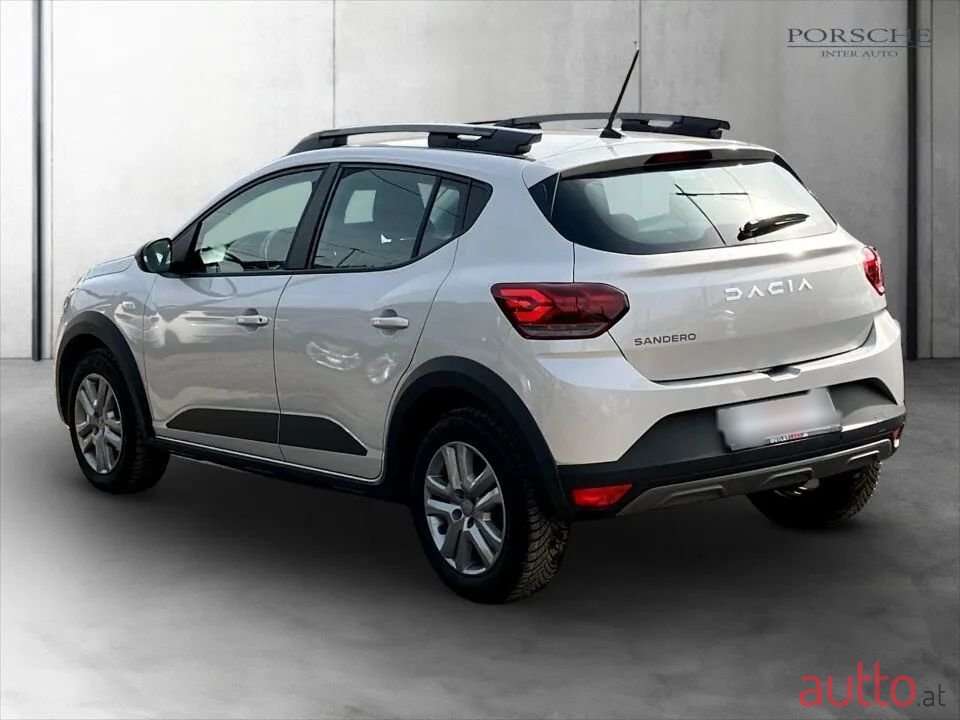 2023' Dacia Sandero photo #3