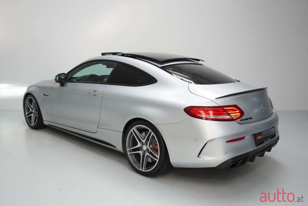 2017' Mercedes-Benz C-Klasse photo #3