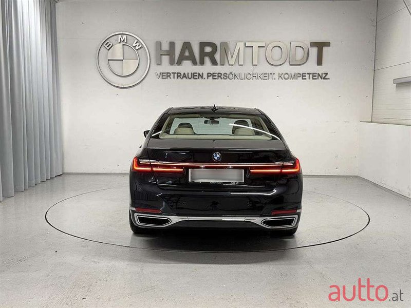 2021' BMW 7Er-Reihe photo #3
