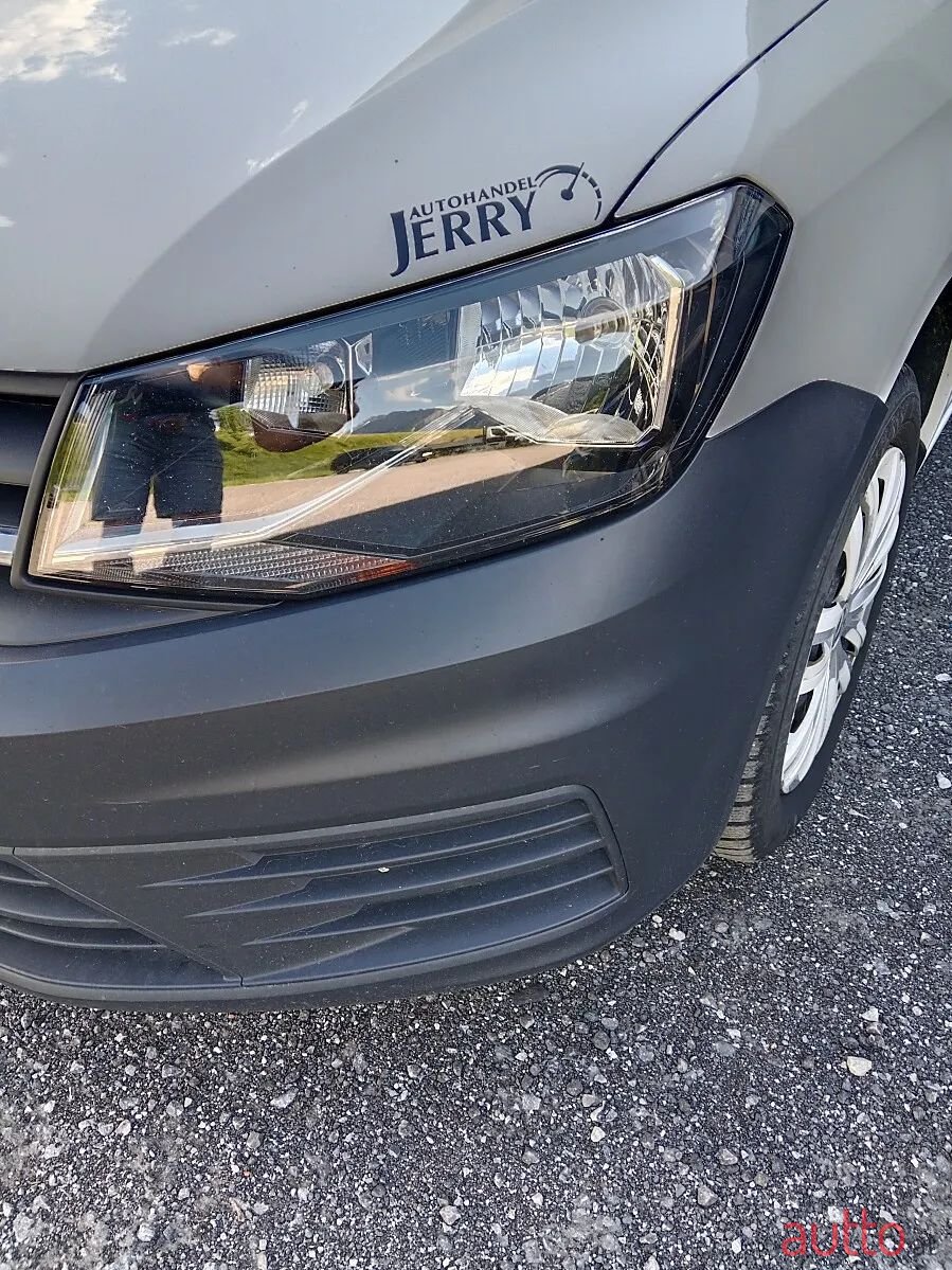 2019' Volkswagen Caddy photo #2