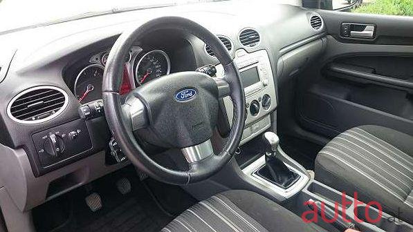 2008' Ford Focus photo #1