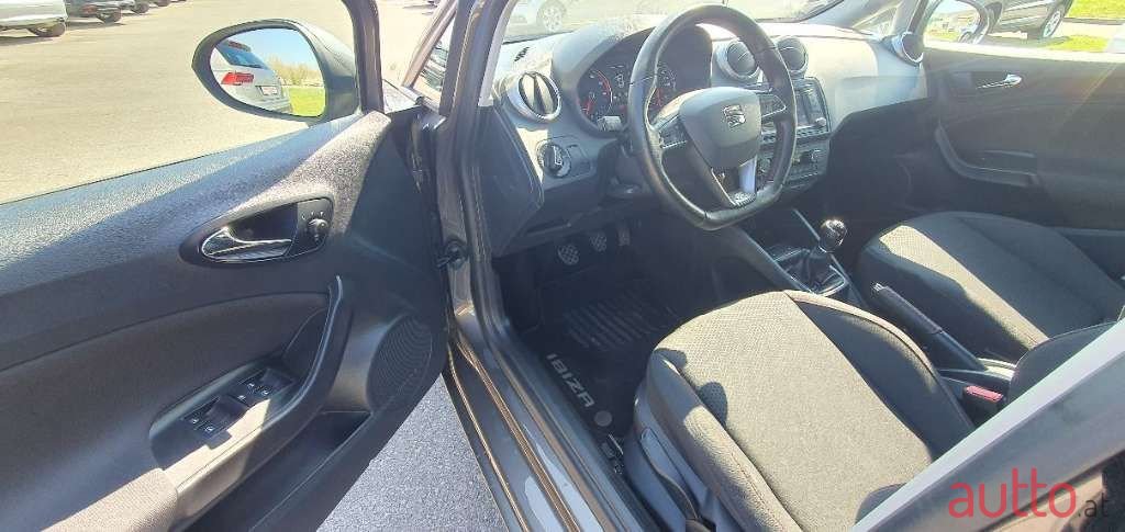 2017' SEAT Ibiza photo #5