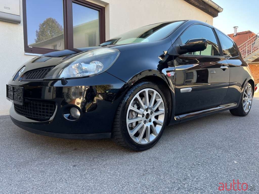 2008' Renault Clio photo #2