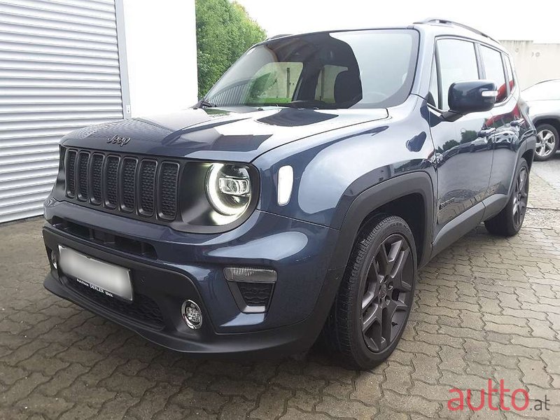 2021' Jeep Renegade photo #3