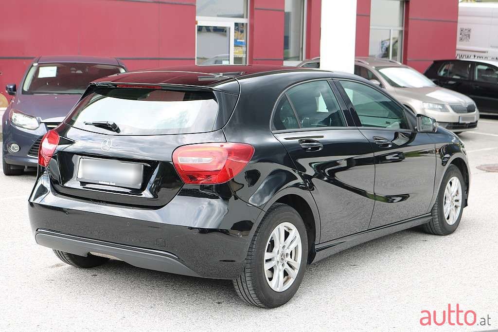 2018' Mercedes-Benz A-Klasse photo #4