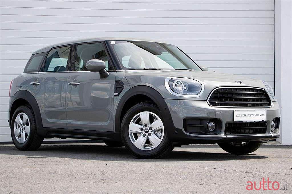 2020' MINI Countryman photo #3