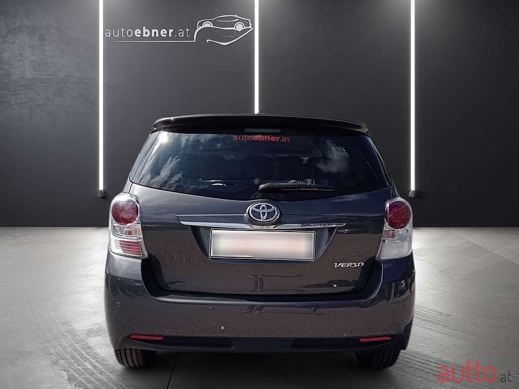 2017' Toyota Verso photo #6