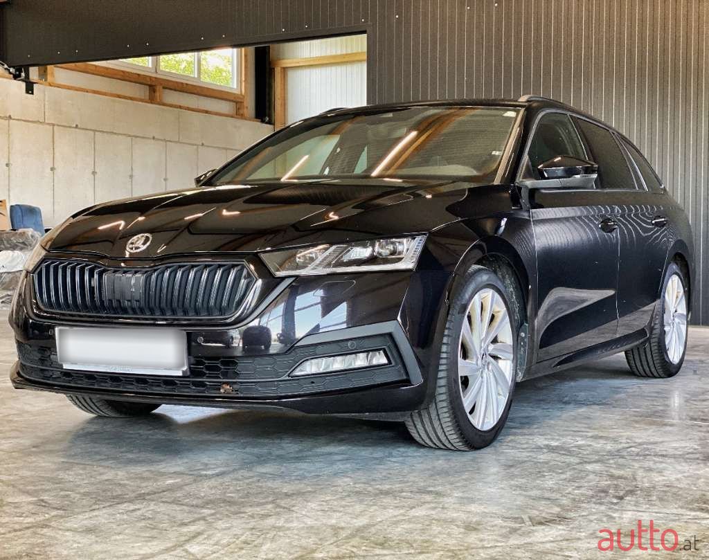 2021' Skoda Octavia photo #5
