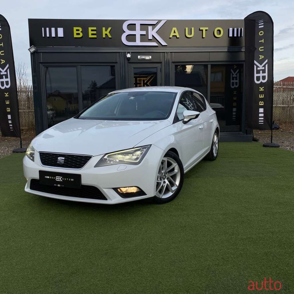 2013' SEAT Leon photo #1