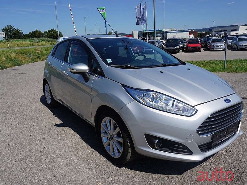 2016' Ford Fiesta photo #2