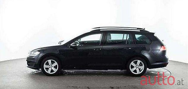 2015' Volkswagen Golf photo #1