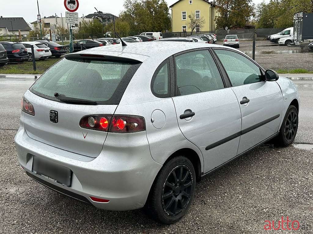 2006' SEAT Ibiza photo #3