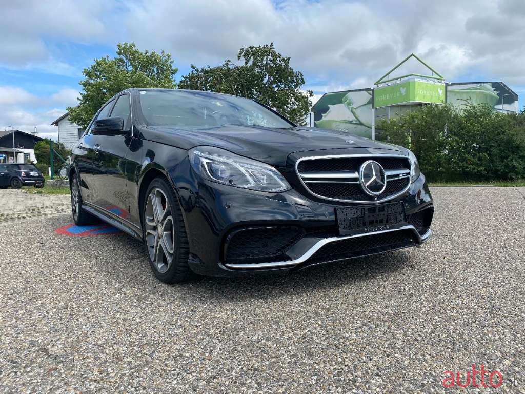 2015' Mercedes-Benz E-Klasse photo #3