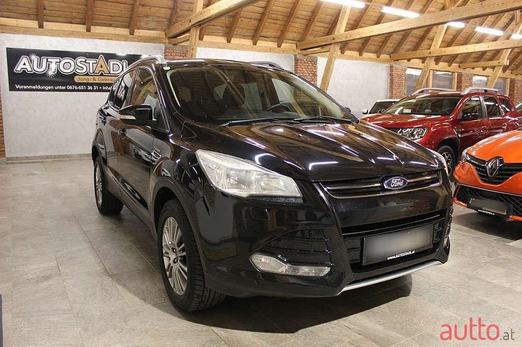 2014' Ford Kuga photo #2