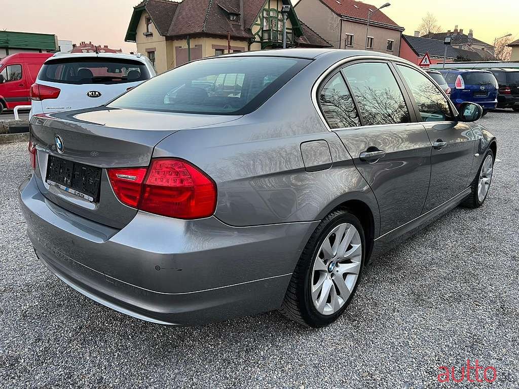 2010' BMW 3Er-Reihe photo #4