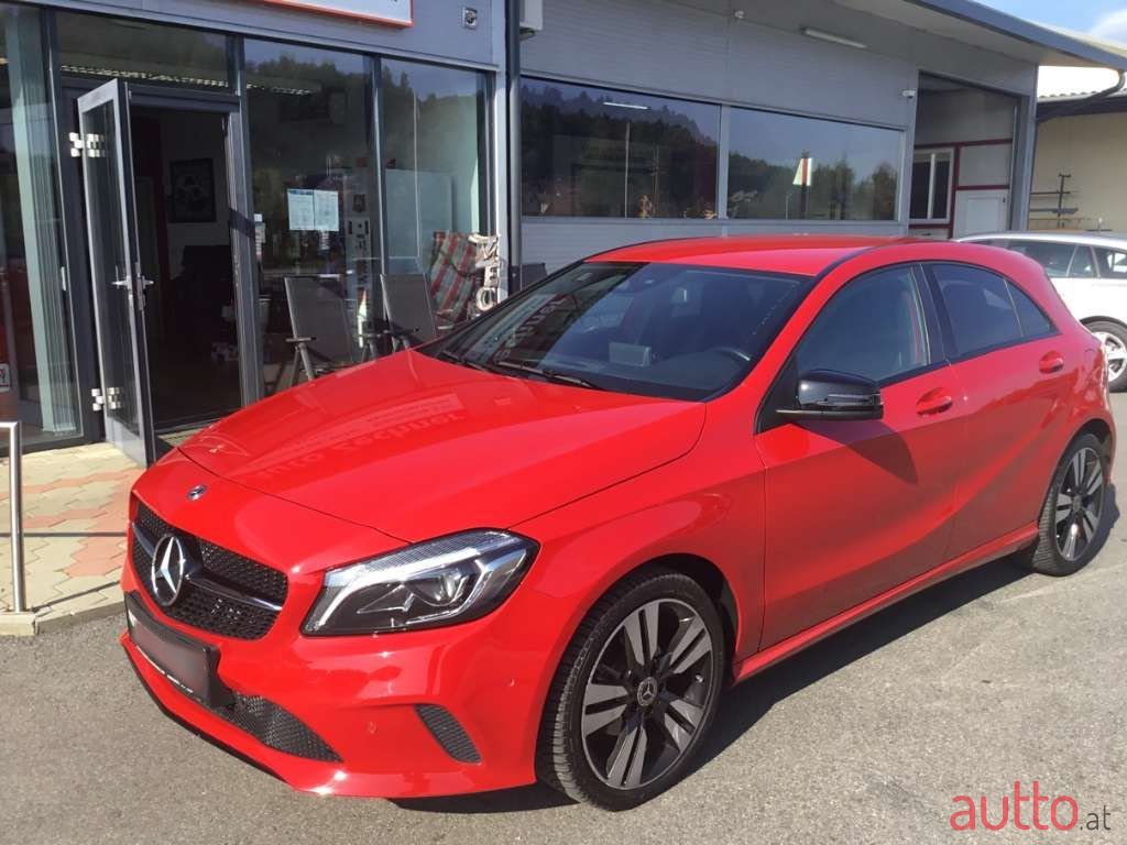 2018' Mercedes-Benz A-Klasse photo #2