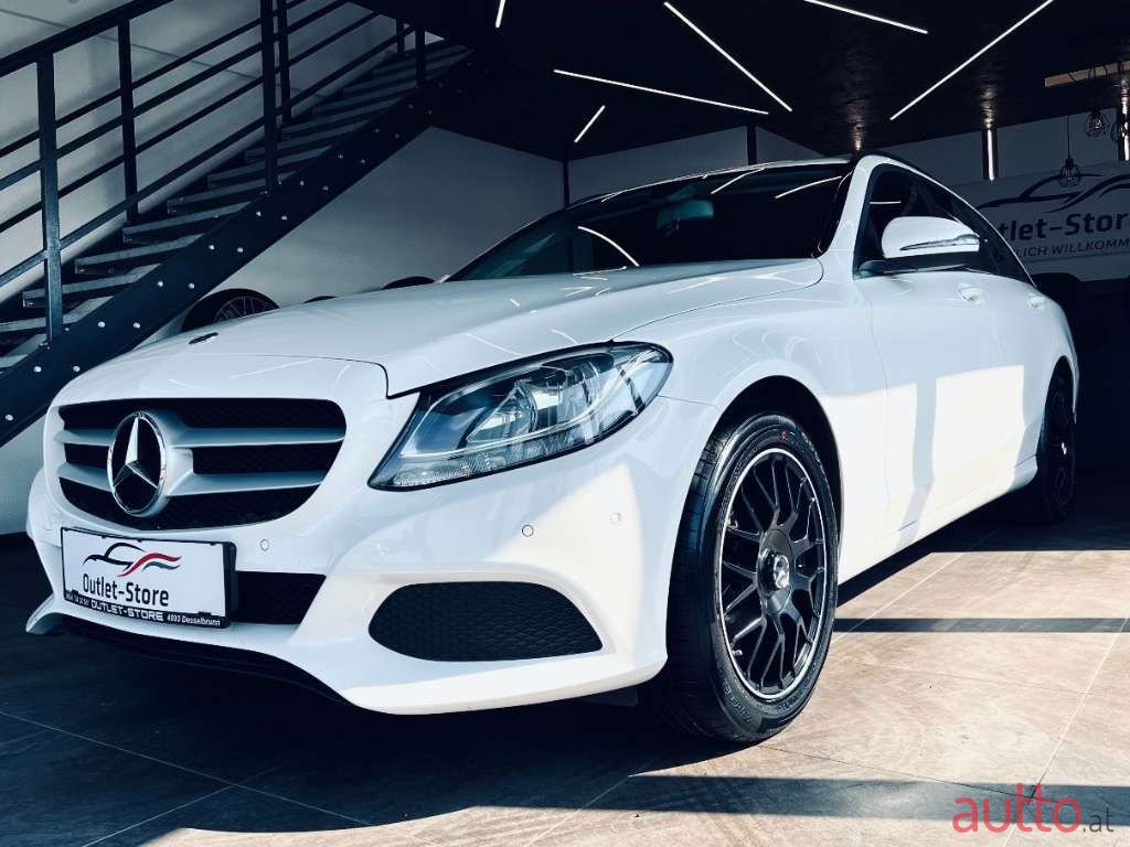 2018' Mercedes-Benz C-Klasse photo #1
