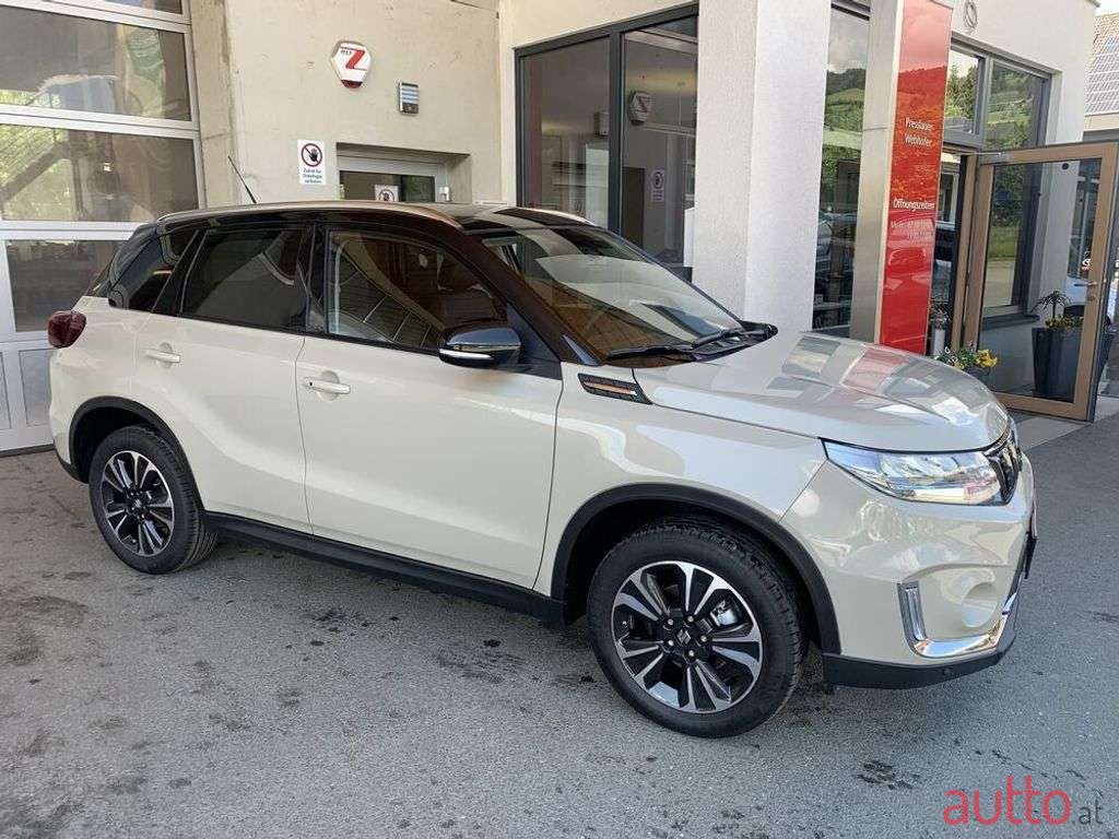 2022' Suzuki Vitara photo #4