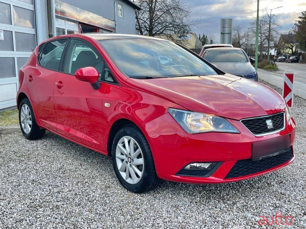 2014' SEAT Ibiza photo #5