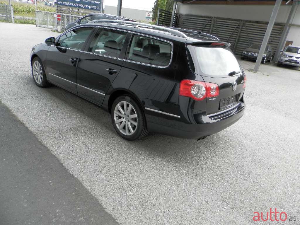 2010' Volkswagen Passat photo #6