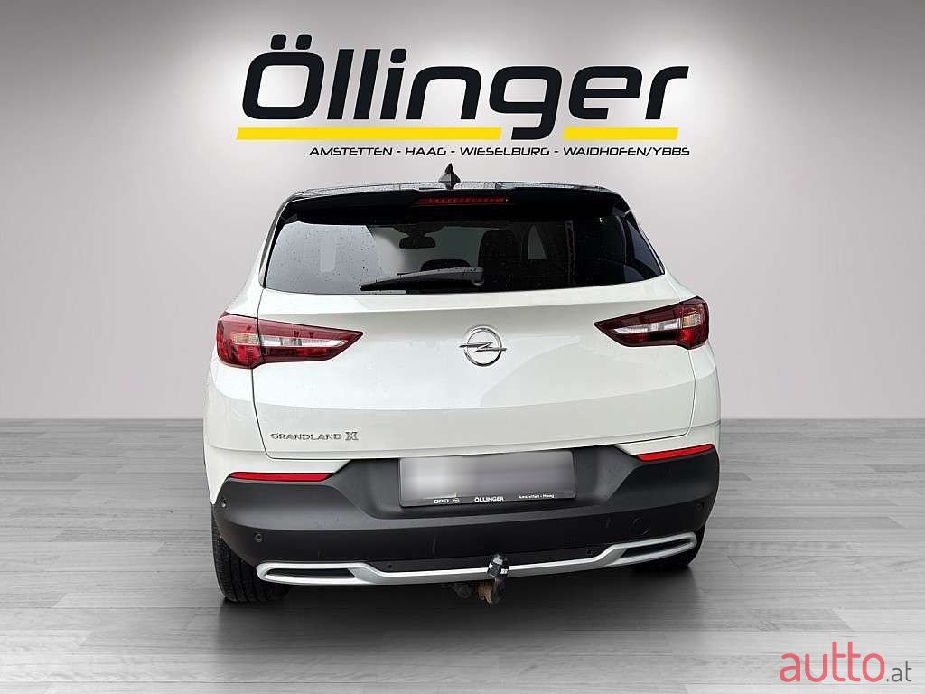 2020' Opel Grandland X photo #4