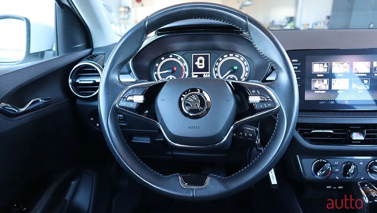 2023' Skoda Fabia photo #3
