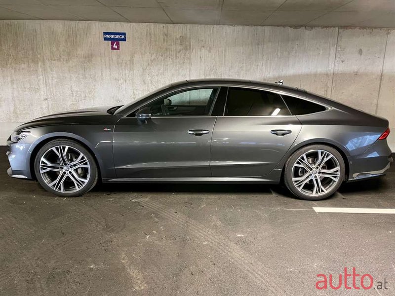 2019' Audi A7 photo #2