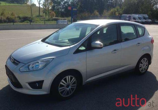 2010' Ford C-MAX photo #1