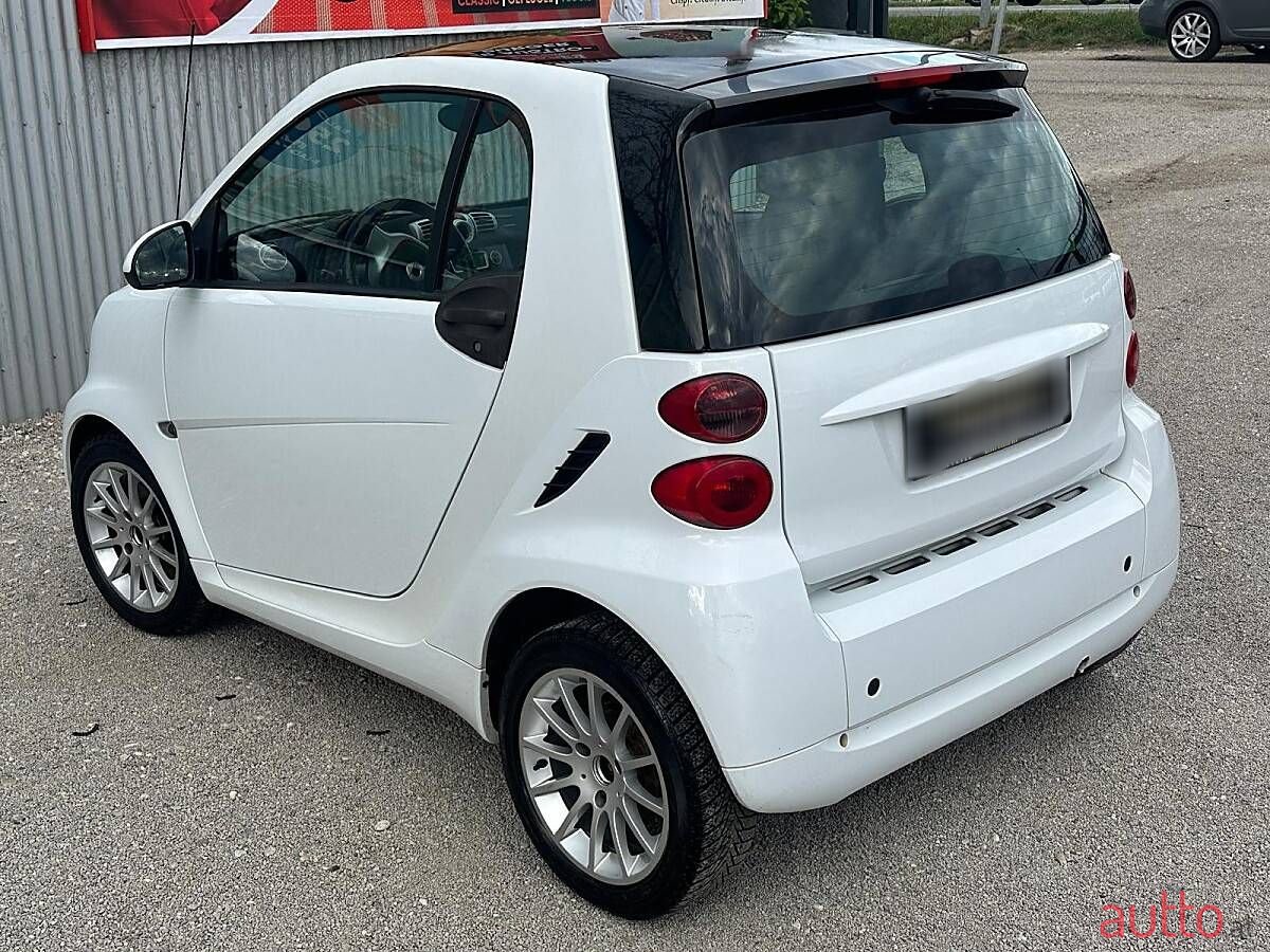 2011' Smart Fortwo photo #5