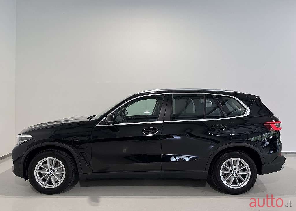 2020' BMW X5 photo #6
