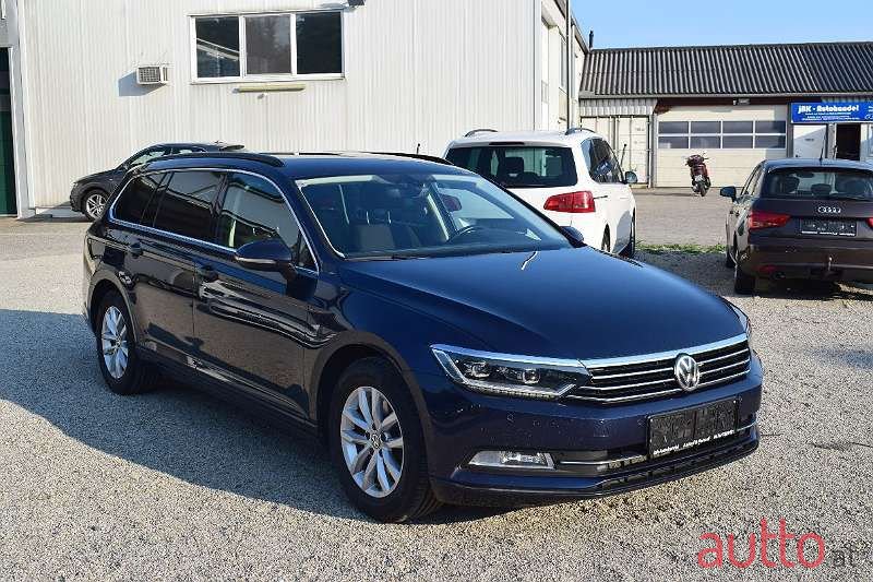 2016' Volkswagen Passat photo #4