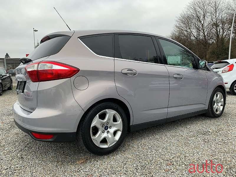 2010' Ford C-MAX photo #4