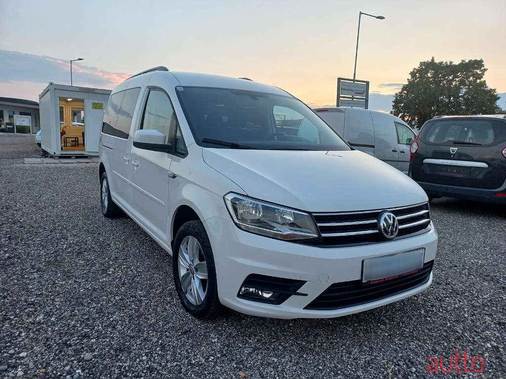 2019' Volkswagen Caddy photo #4