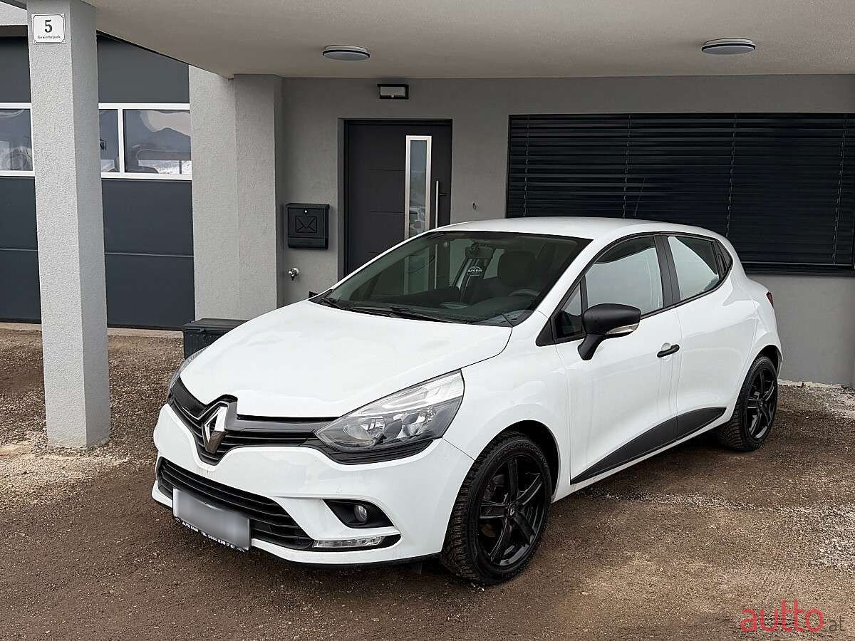 2017' Renault Clio photo #1