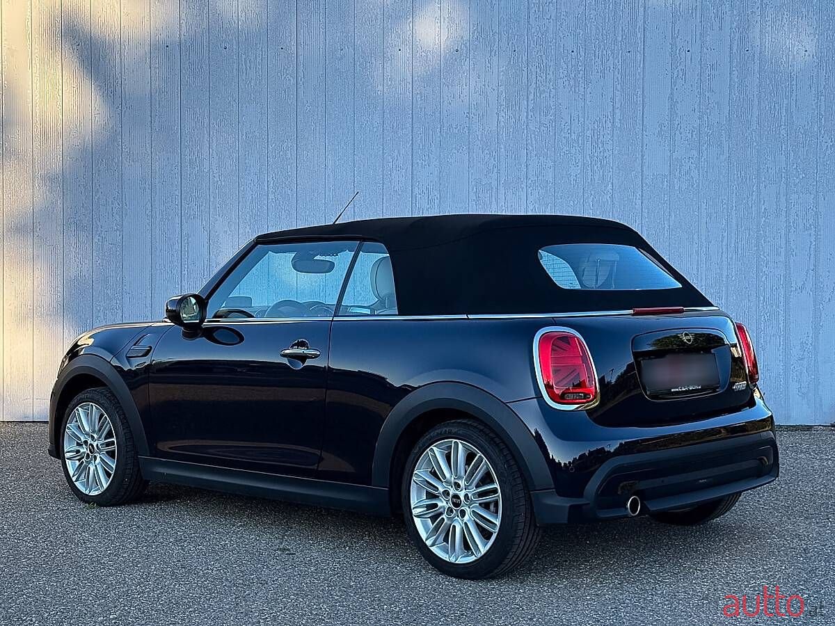 2023' MINI Cabrio photo #5