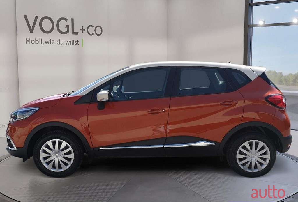2016' Renault Captur photo #2