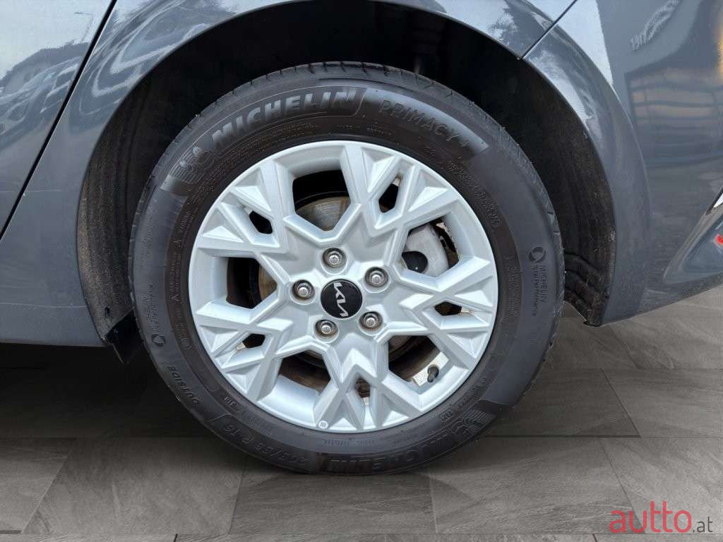 2022' Kia Ceed photo #6