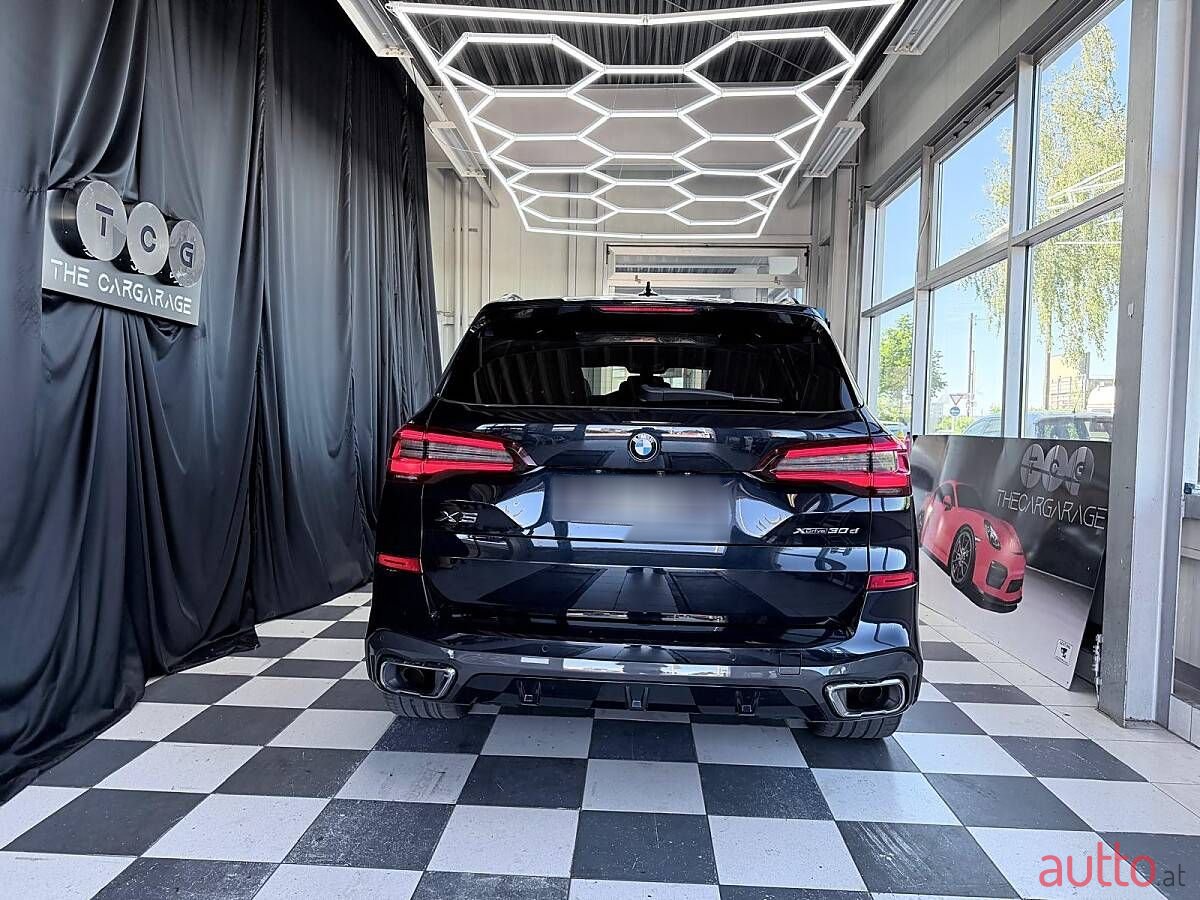 2020' BMW X5 photo #6
