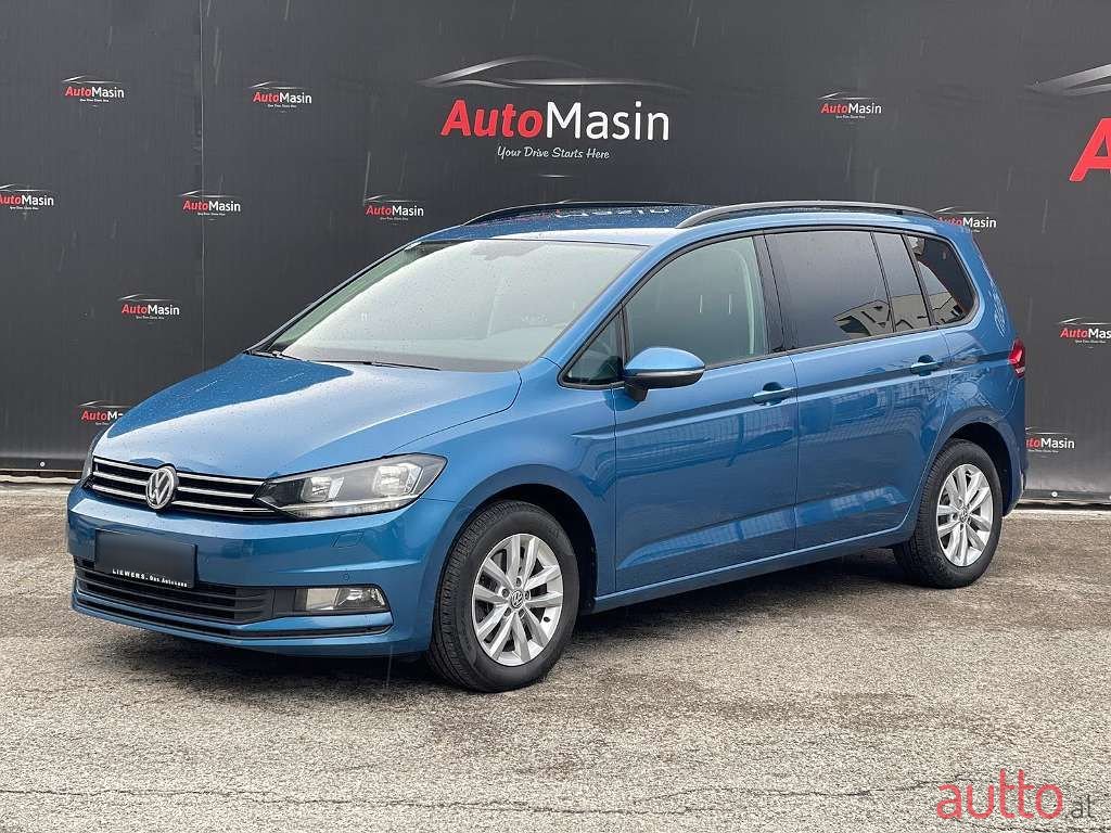2017' Volkswagen Touran photo #1