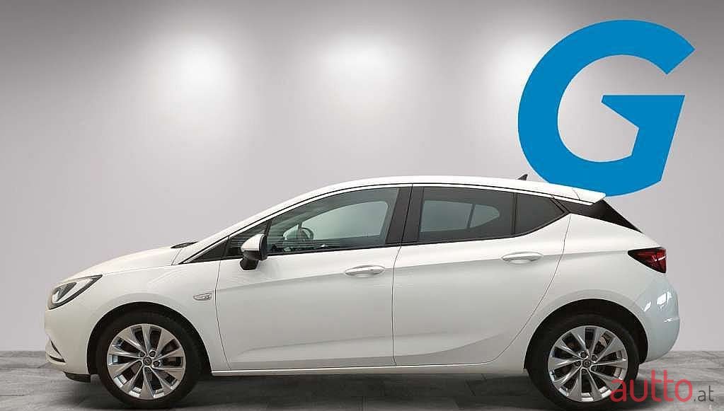 2019' Opel Astra photo #5